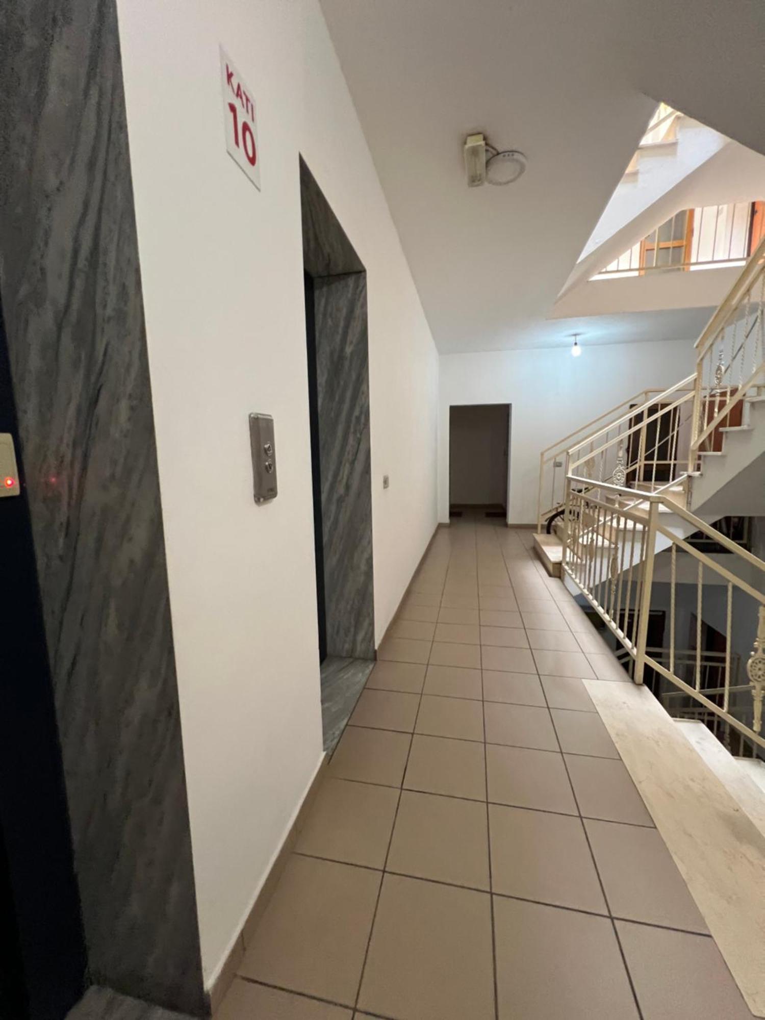 Center View Luxury Apartment Tirana Exterior photo