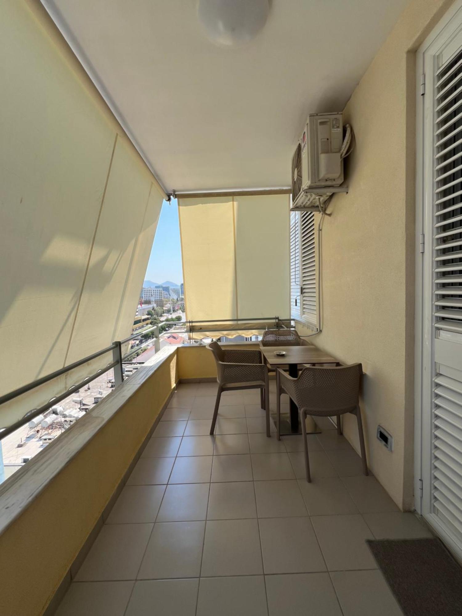 Center View Luxury Apartment Tirana Exterior photo